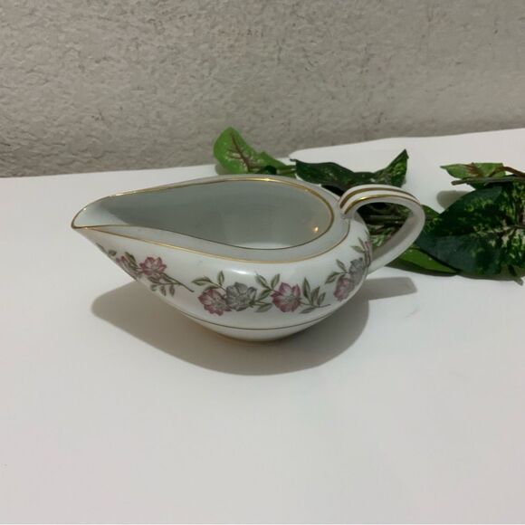 Noritake 5433 Creamer Red and Gray Flowers Gray Band Japan G5 - Picture 1 of 9